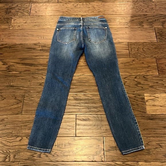 Pilcro and the Letterpress Anthropologie Script Skinny 25 - Picture 2 of 16